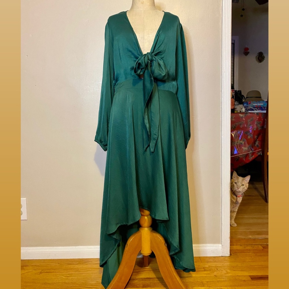 Emerald Green Flowy dress